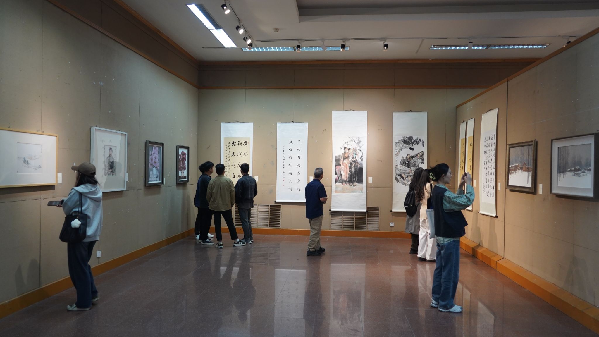皇冠体育官方网站