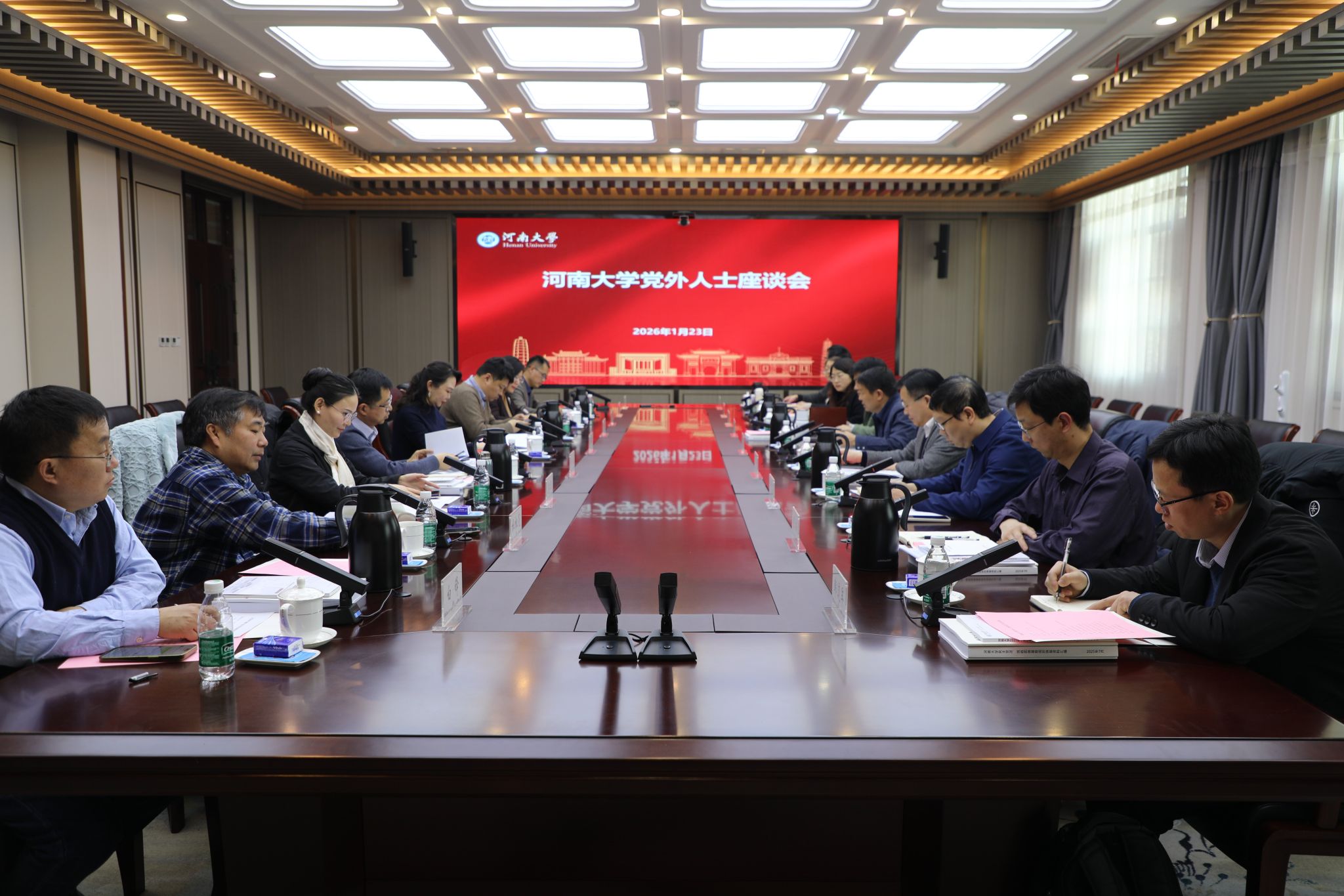 皇冠体育官方网站