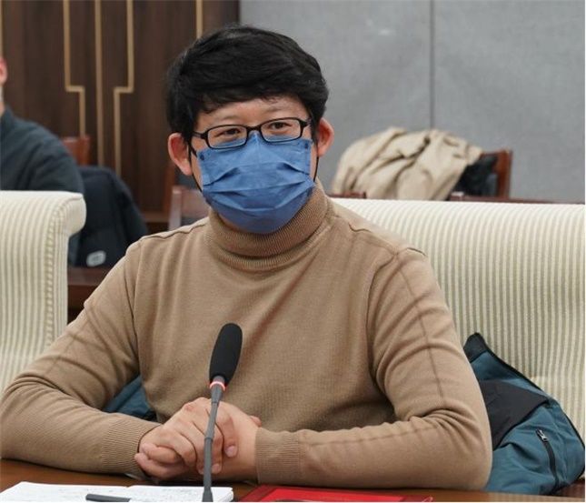皇冠体育官方网站